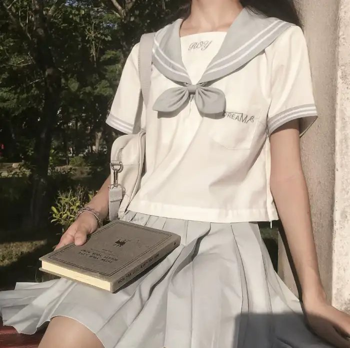 赛艇男孩